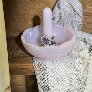 Mosser Glass Crown Tuscan Pink Ring/Trinket Holder